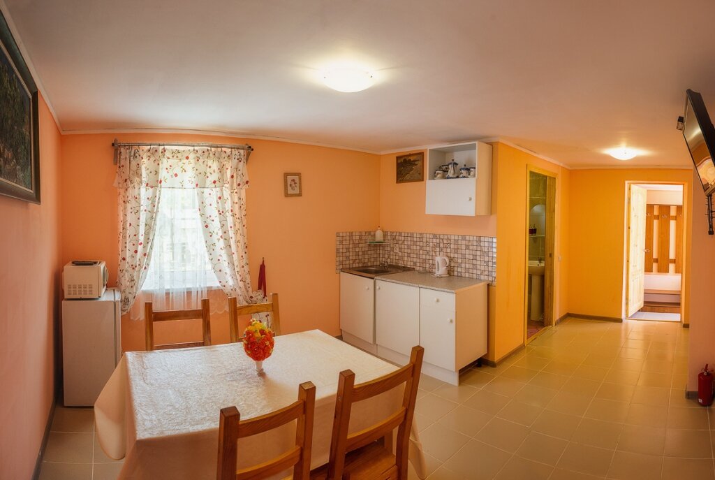 Гостиница Тихая полянка Даховская-153