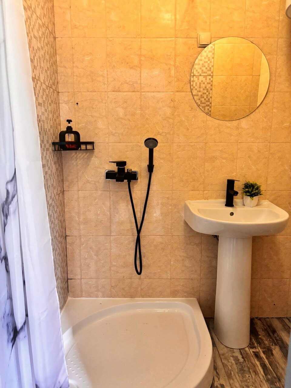 Гостиница Тихая полянка Даховская-193