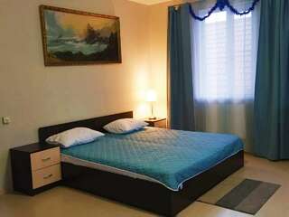 Гостиница Тихая полянка Даховская Классический четырехместный номер-1