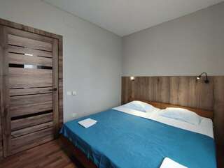 Гостиница Тихая полянка Даховская Дом с 4 спальнями-11