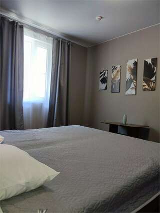 Гостиница Тихая полянка Даховская Четырехместный номер-3