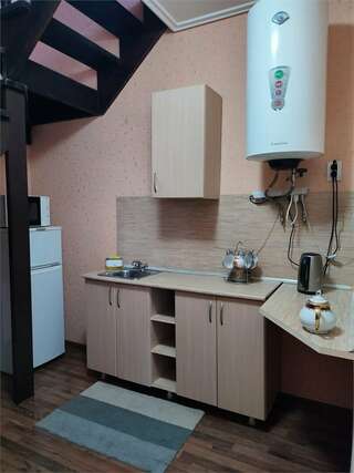 Гостиница Тихая полянка Даховская Дом с 3 спальнями-11