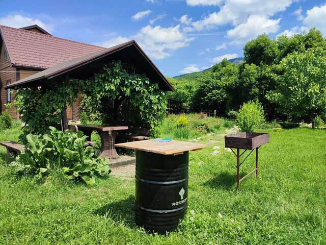 Гостиница Тихая полянка Даховская-84